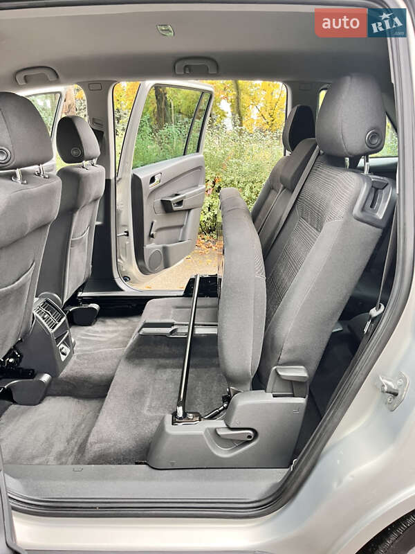 Мінівен Opel Zafira 2011 в Білій Церкві фото 34 Мінівен Opel Zafira 2011 в Білій Церкві