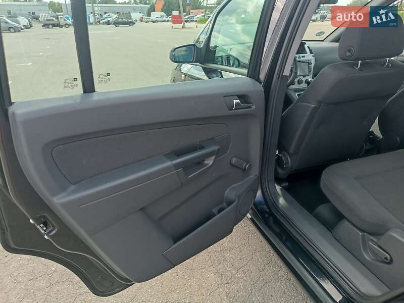 Минивэн Opel Zafira 2010 в Харькове фото 18 Минивэн Opel Zafira 2010 в Харькове