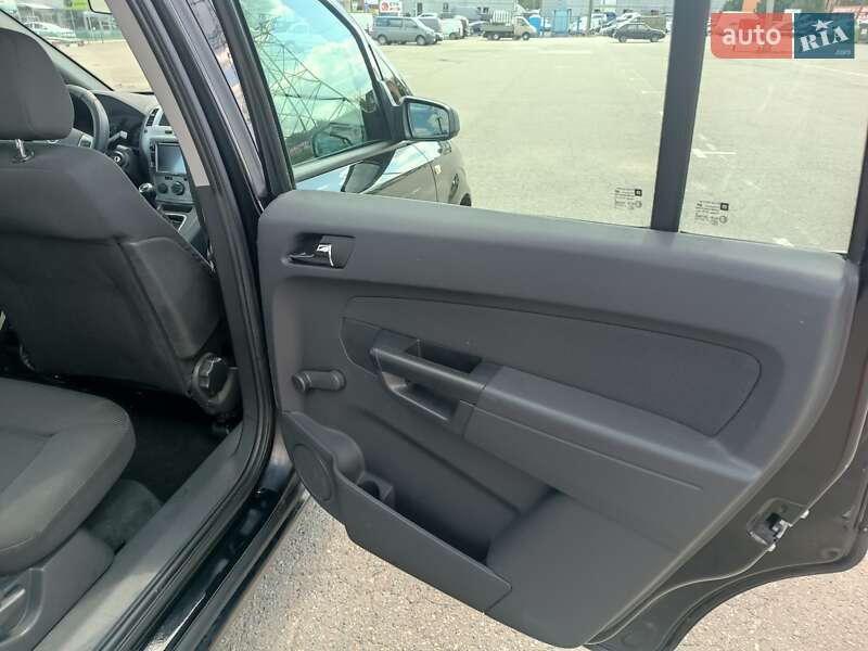 Минивэн Opel Zafira 2010 в Харькове фото 21 Минивэн Opel Zafira 2010 в Харькове