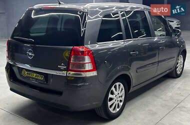 Мінівен Opel Zafira 2010 в 