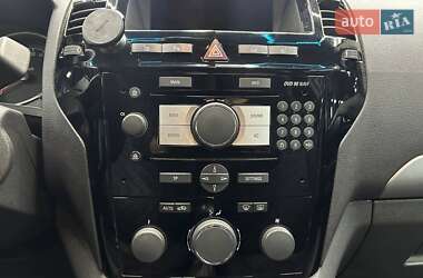 Мінівен Opel Zafira 2010 в 