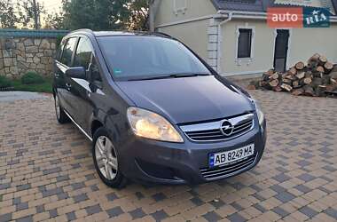 Минивэн Opel Zafira 2009 в 