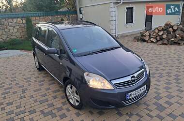 Минивэн Opel Zafira 2009 в 