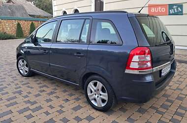Минивэн Opel Zafira 2009 в 