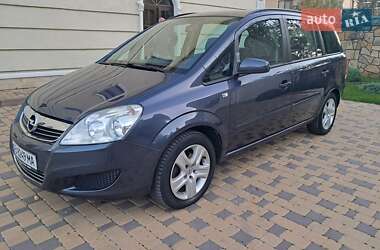 Минивэн Opel Zafira 2009 в 
