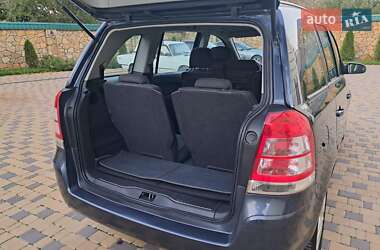 Минивэн Opel Zafira 2009 в 