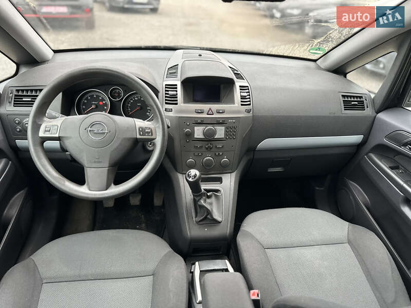 Мінівен Opel Zafira 2007 в Рівному фото 13 Мінівен Opel Zafira 2007 в Рівному