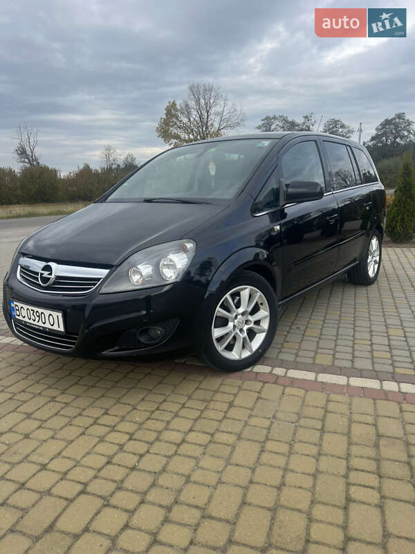 Минивэн Opel Zafira 2011 в Краковце фото 5 Минивэн Opel Zafira 2011 в Краковце