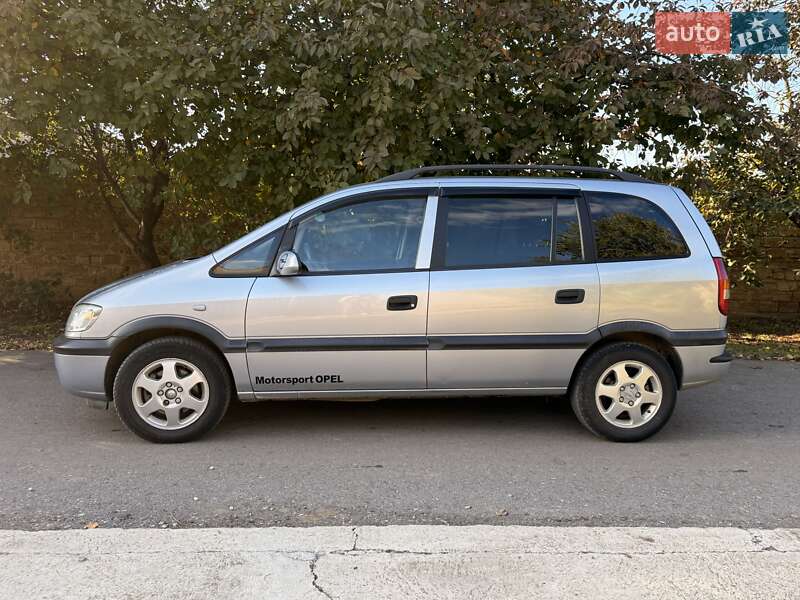 Мінівен Opel Zafira 2001 в Одесі