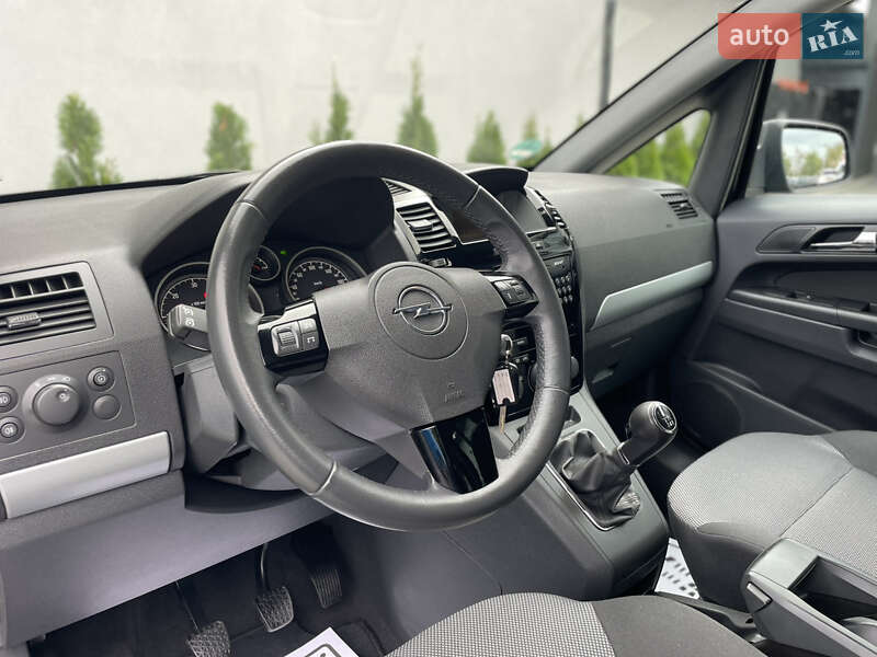 Мінівен Opel Zafira 2011 в Дрогобичі фото 34 Мінівен Opel Zafira 2011 в Дрогобичі