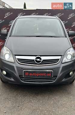Мінівен Opel Zafira 2011 в  фото 2 Мінівен Opel Zafira 2011 в
