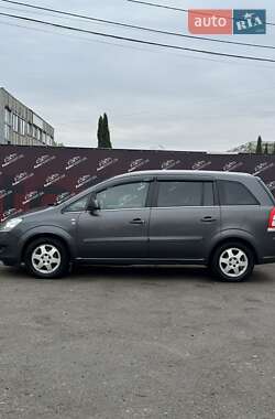 Мінівен Opel Zafira 2011 в  фото 5 Мінівен Opel Zafira 2011 в