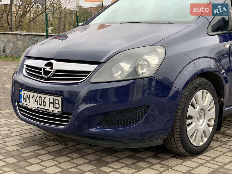 Минивэн Opel Zafira 2011 в Бердичеве фото 11 Минивэн Opel Zafira 2011 в Бердичеве