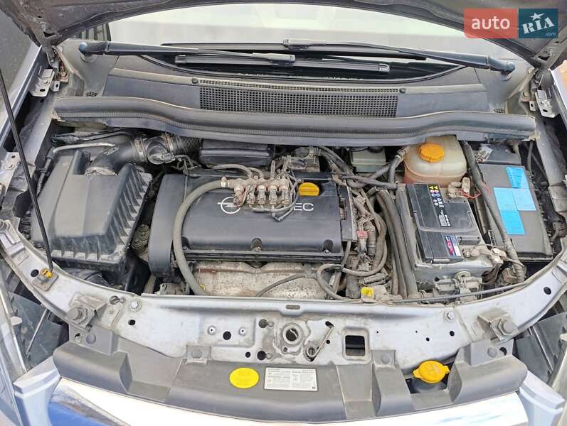 Минивэн Opel Zafira 2005 в Черкассах фото 10 Минивэн Opel Zafira 2005 в Черкассах