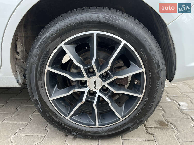 Минивэн Opel Zafira 2011 в Кривом Роге