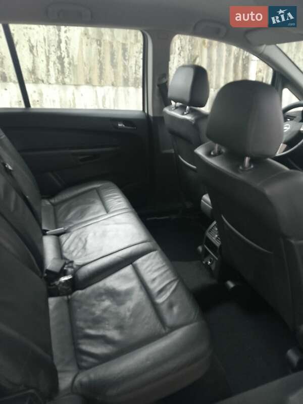 Мінівен Opel Zafira 2008 в Сараті