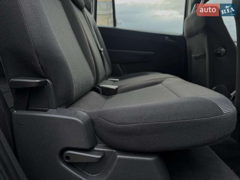 Минивэн Opel Zafira 2010 в Дрогобыче