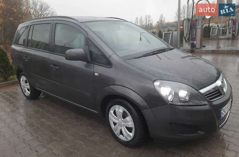 Минивэн Opel Zafira 2012 в Тернополе фото 6 Минивэн Opel Zafira 2012 в Тернополе