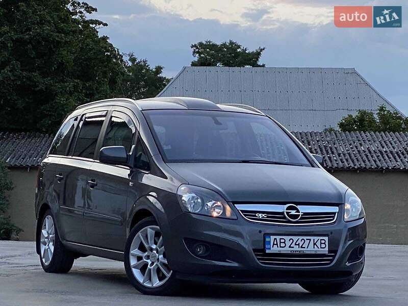 Мінівен Opel Zafira 2010 в Вінниці