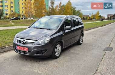 Мінівен Opel Zafira 2011 в Вараші