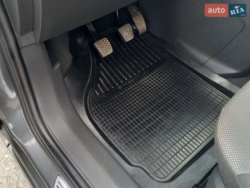 Минивэн Opel Zafira 2010 в Белой Церкви фото 30 Минивэн Opel Zafira 2010 в Белой Церкви