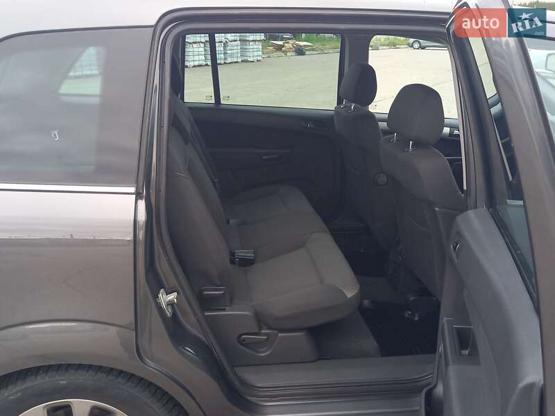 Минивэн Opel Zafira 2010 в Белой Церкви фото 38 Минивэн Opel Zafira 2010 в Белой Церкви