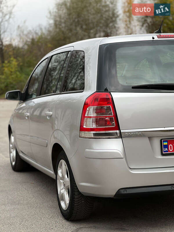 Мінівен Opel Zafira 2008 в Звягелі фото 6 Мінівен Opel Zafira 2008 в Звягелі