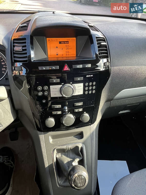 Мінівен Opel Zafira 2010 в Чернівцях фото 29 Мінівен Opel Zafira 2010 в Чернівцях