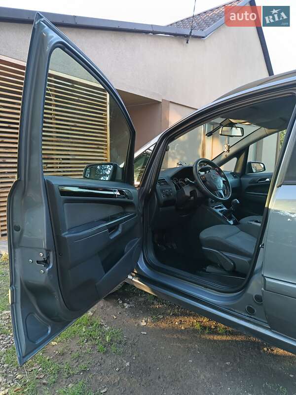 Мінівен Opel Zafira 2006 в Вінниці