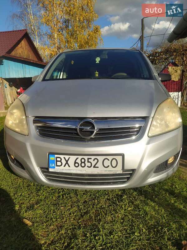Минивэн Opel Zafira 2008 в Черновцах фото 4 Минивэн Opel Zafira 2008 в Черновцах