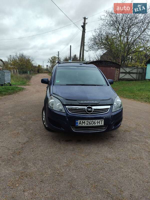 Минивэн Opel Zafira 2012 в Коростене фото 9 Минивэн Opel Zafira 2012 в Коростене