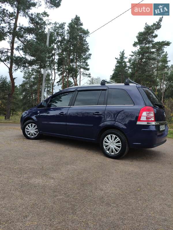 Минивэн Opel Zafira 2012 в Коростене фото 17 Минивэн Opel Zafira 2012 в Коростене