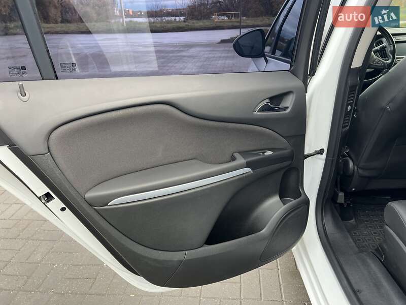 Мінівен Opel Zafira 2017 в Хмельницькому