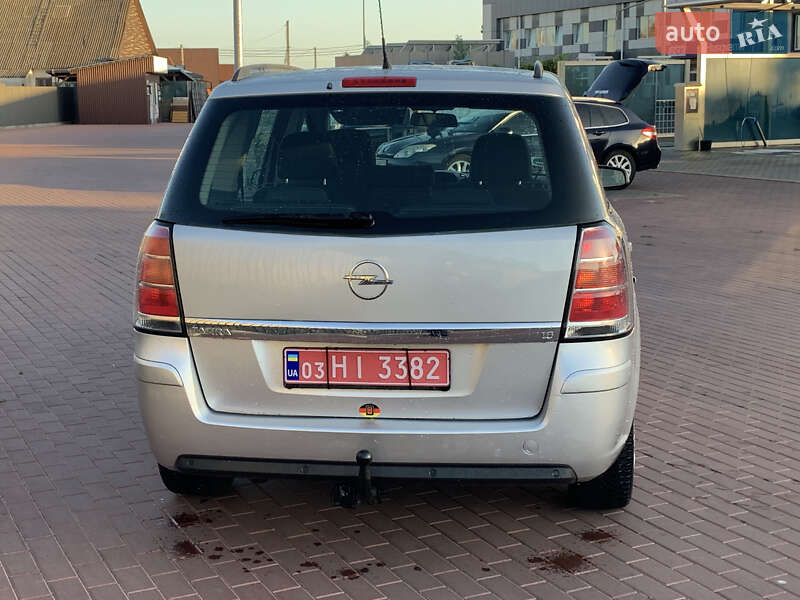 Мінівен Opel Zafira 2006 в Сарнах