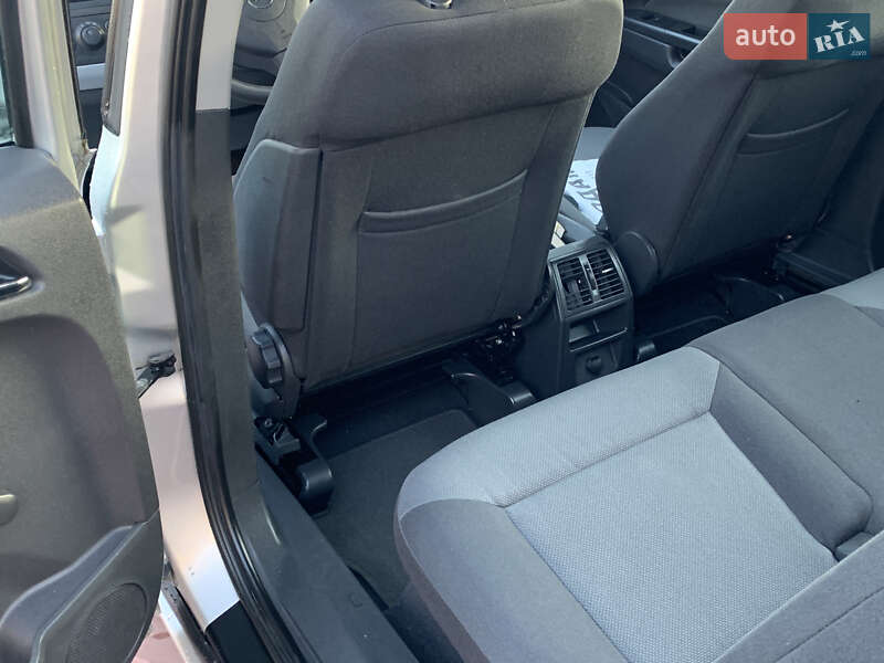 Мінівен Opel Zafira 2006 в Сарнах