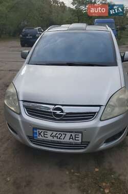 Мінівен Opel Zafira 2009 в Кропивницькому