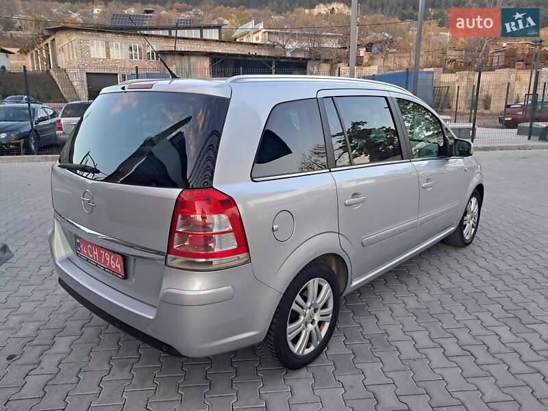 Минивэн Opel Zafira 2012 в Могилев-Подольске фото 19 Минивэн Opel Zafira 2012 в Могилев-Подольске
