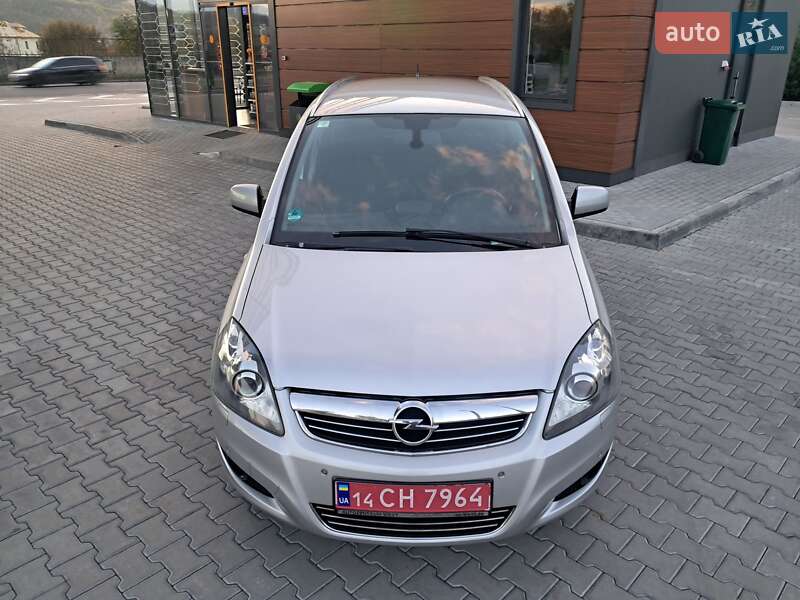Минивэн Opel Zafira 2012 в Могилев-Подольске фото 34 Минивэн Opel Zafira 2012 в Могилев-Подольске