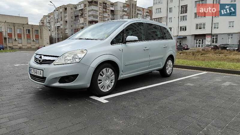 Минивэн Opel Zafira 2009 в Шептицькому