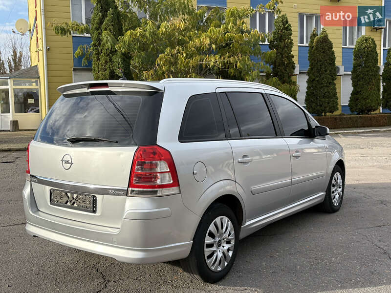 Мінівен Opel Zafira 2008 в Кривому Розі