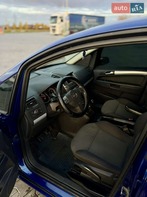 Минивэн Opel Zafira 2006 в Луцке фото 21 Минивэн Opel Zafira 2006 в Луцке