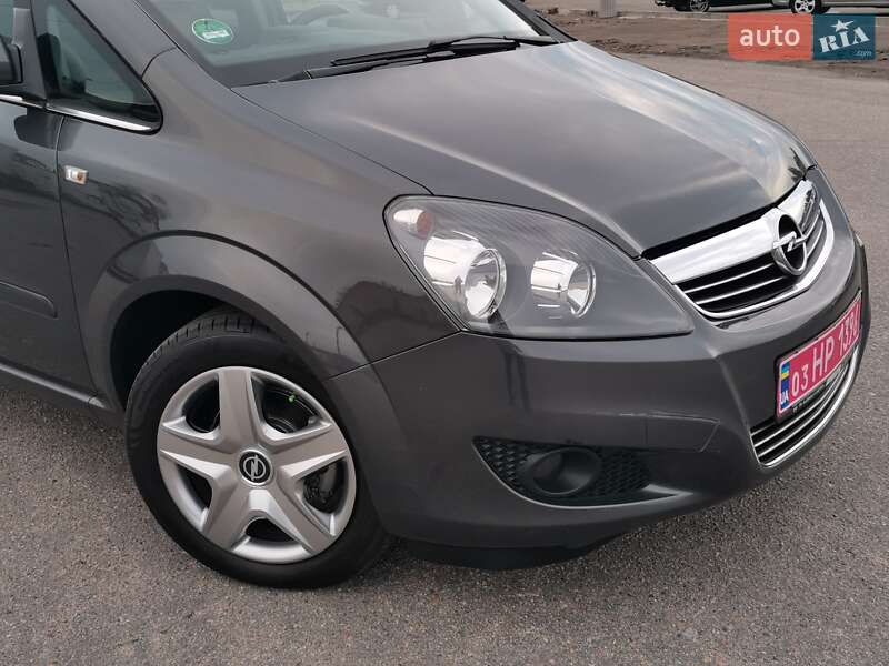 Мінівен Opel Zafira 2012 в Білій Церкві
