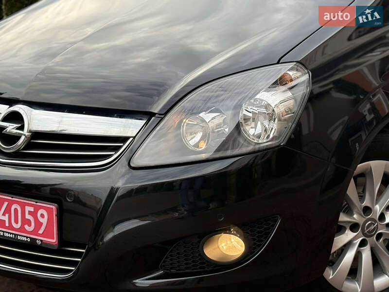Минивэн Opel Zafira 2014 в Стрые