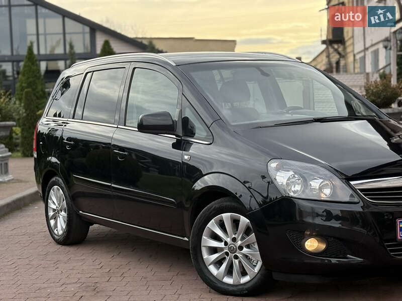 Минивэн Opel Zafira 2014 в Стрые