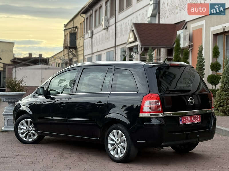 Минивэн Opel Zafira 2014 в Стрые