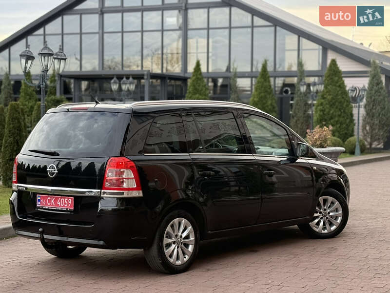 Минивэн Opel Zafira 2014 в Стрые