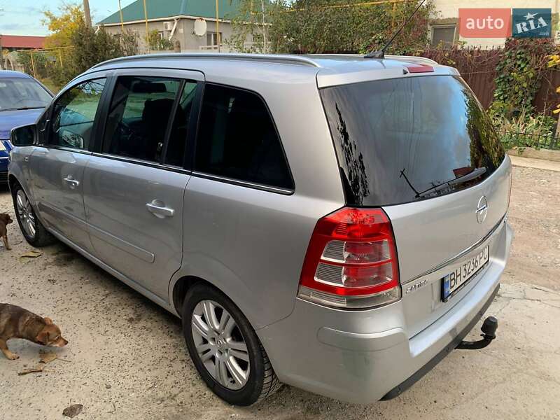 Минивэн Opel Zafira 2011 в Одессе