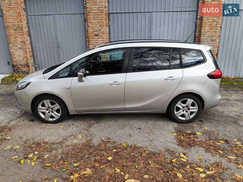 Микровэн Opel Zafira 2013 в Луцке