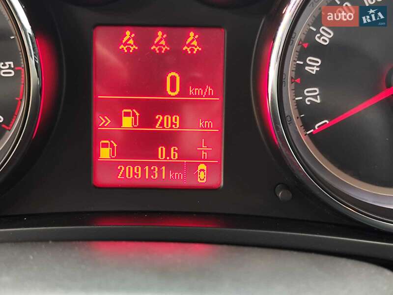 Микровэн Opel Zafira 2013 в Луцке