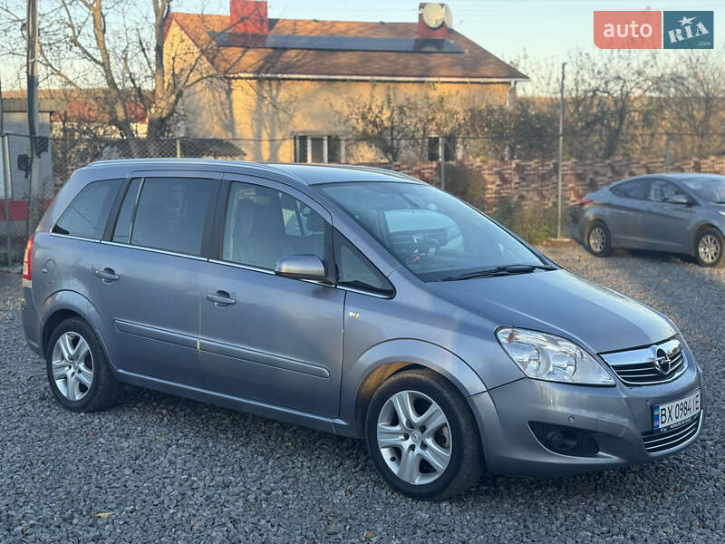 Мінівен Opel Zafira 2008 в Хмельницькому фото 5 Мінівен Opel Zafira 2008 в Хмельницькому